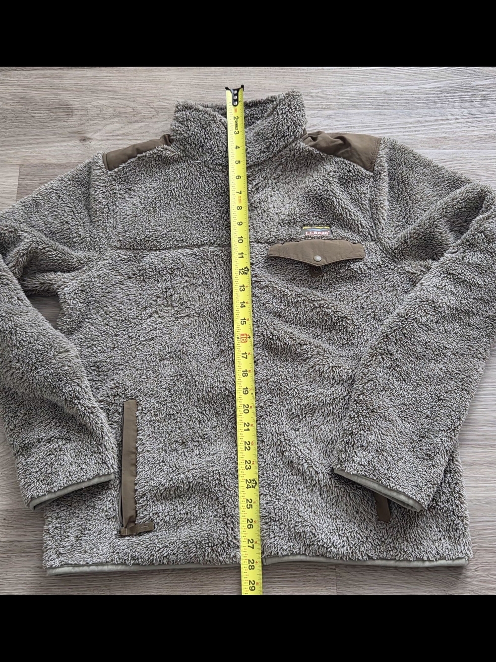 L. L. Bean Sherpa Fleece Zip Jacket in Taupe and Brown It has a small stain. - Picture 3 of 7